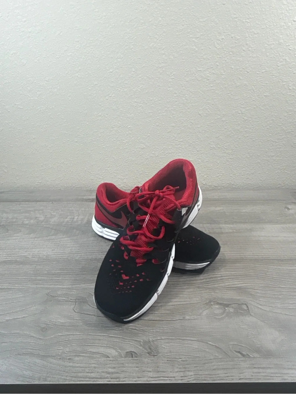 Nike Lunarlon Black Red Running Shoes Men’s Size 7.5 Athletic Sneakers